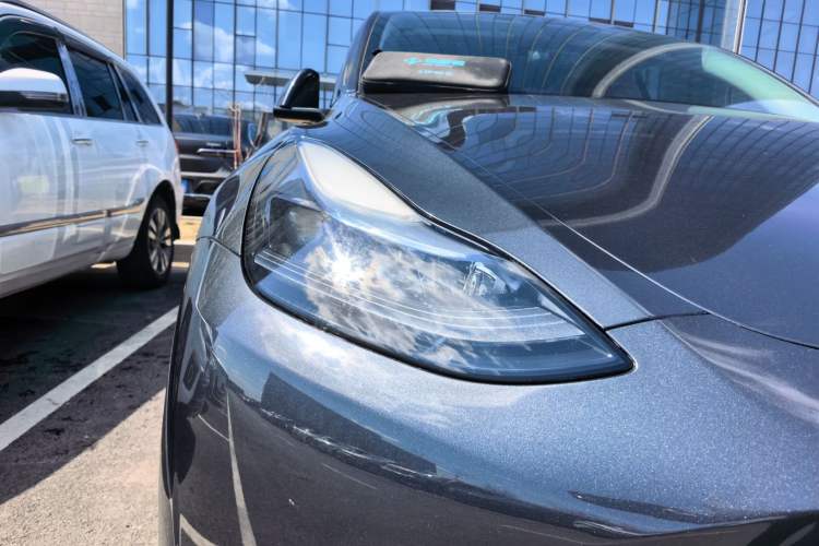 Used Tesla Model Y 2024 Rear-Wheel-Drive Version Right Front Headlight