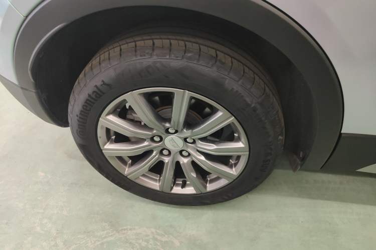 Used Cadillac XT4 2018 28T Two-Wheel Drive Leading Version