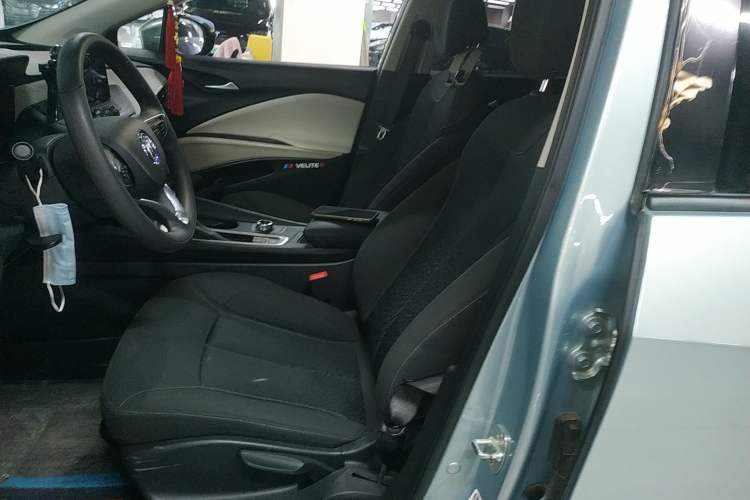 Used Buick Velite 6 2022 Plug-in Hybrid Connected Fashion Model
