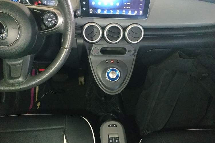 Used ORA Black Cat 2021 301 km Basic Version