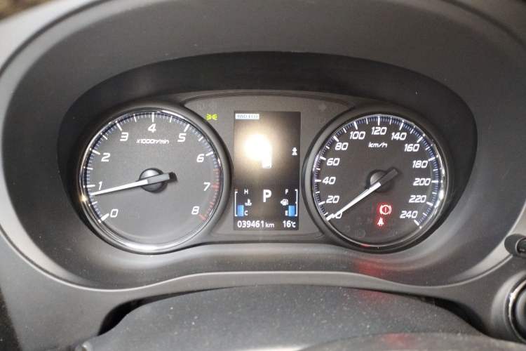 Used Mitsubishi Outlander 2018 2.4L 4x4 Elite Edition 5 Seats Instrument Cluster