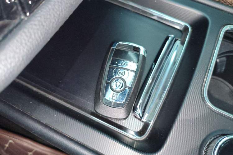 Used Lincoln Corsair 2022 Revised Version 2.0T Two-Wheel Drive Premium Edition
