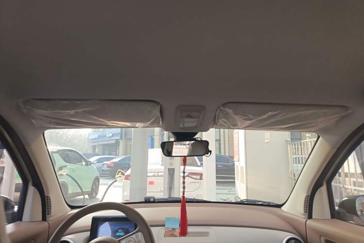 Used Wuling Hongguang MINIEV 2025 Four-Door Version Advanced Edition Headliner