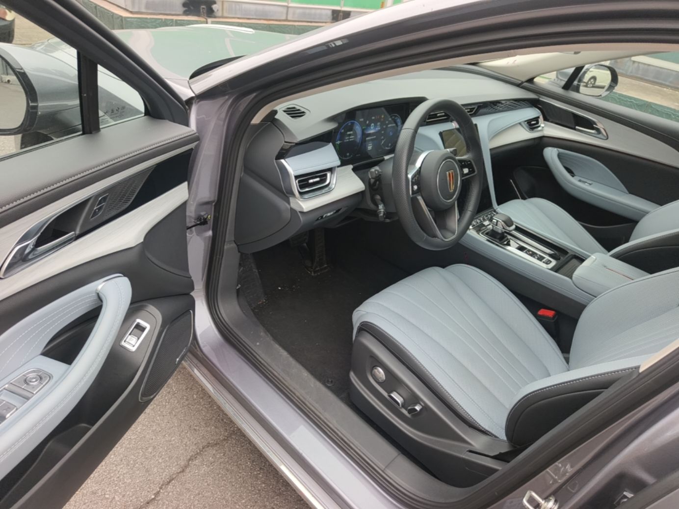 Hongqi H5 PHEV 2025 170 Super Hybrid Version — снимка 18