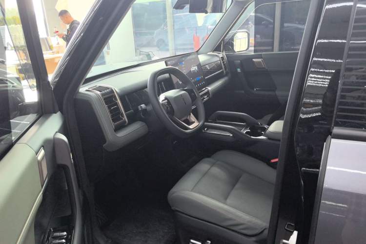 Used iCAR 03 2024 401km Two-Wheel Drive Standard Edition Left Front Seat