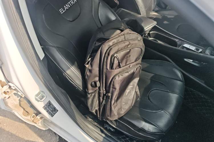 Used Hyundai Elantra 2023 1.5L CVT GLX Elite Edition Right Front Seat