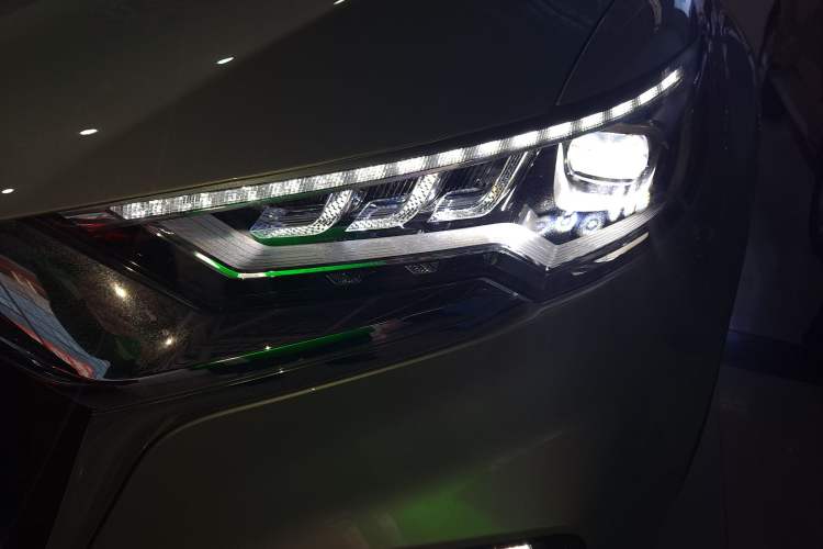 Used Hongqi HS5 2019 2.0T Smart Connect Flagship Edition

