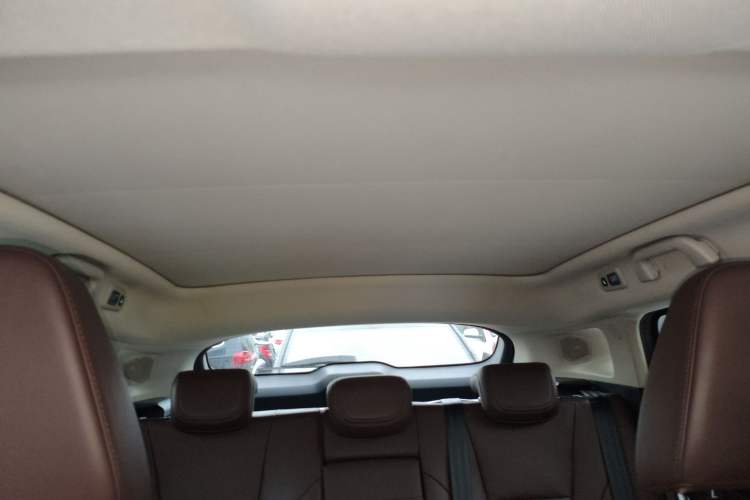 Used Wey VV5 2019 Upgraded Model 2.0T Two-Wheel Drive Ultra-Luxury Version China VI Standard Headliner