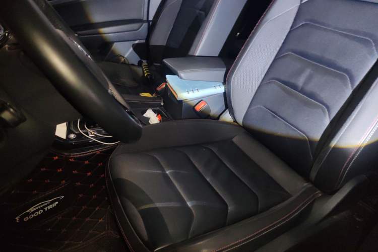 Used Volkswagen Tayron 2019 330TSI Two-Wheel Drive Luxury Model China VI Standard