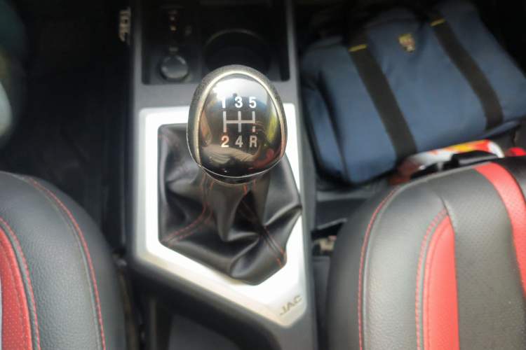 Used JAC Group Refine S2 2017 1.5L Manual Luxury Smart Model