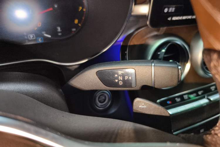 Used Mercedes-Benz GLC 2022 Refreshed GLC 300 L 4MATIC Dynamic Edition
