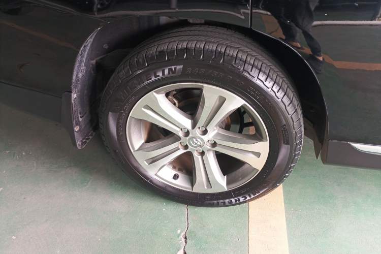 Used Toyota Highlander 2012 2.7L Two-Wheel Drive 7-Seater Luxury Edition Exterior 2