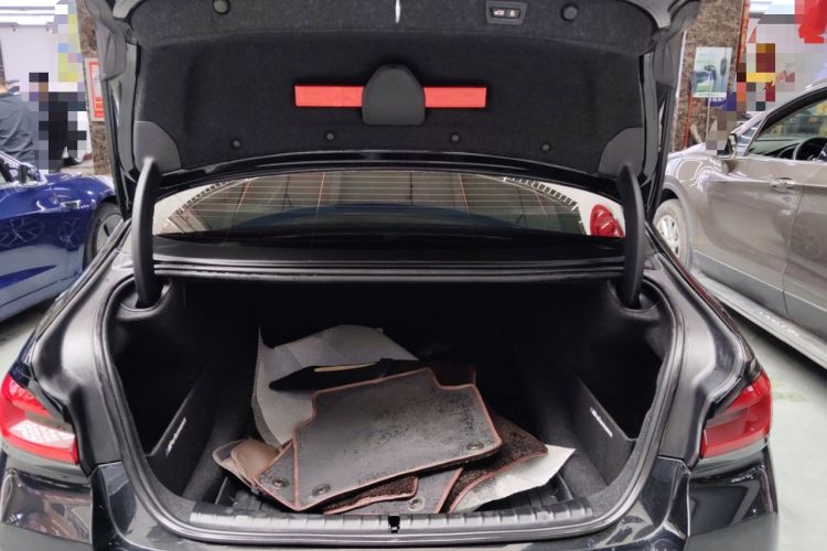 Used BMW 5 Series 2023 530Li Luxury Edition M Sport Package
