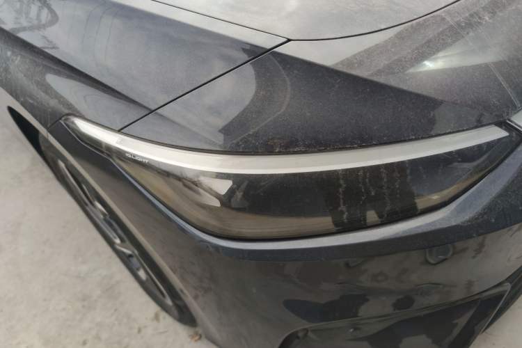 Used Volkswagen ID.7 VIZZION 2024 PRO Model Right Front Headlight