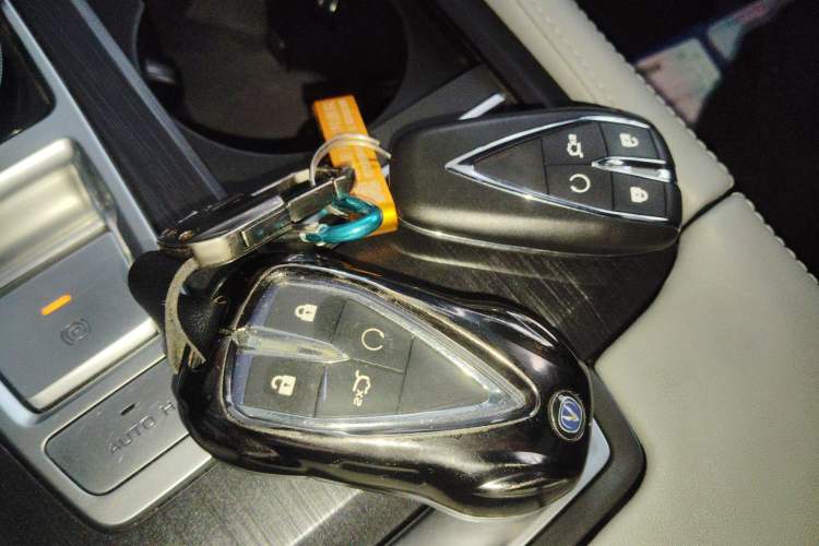 Used CHANGAN CS75 PLUS 2024 3rd Generation Champion Edition 1.5T Intelligent Drive Dynamic Model Vehicle Key