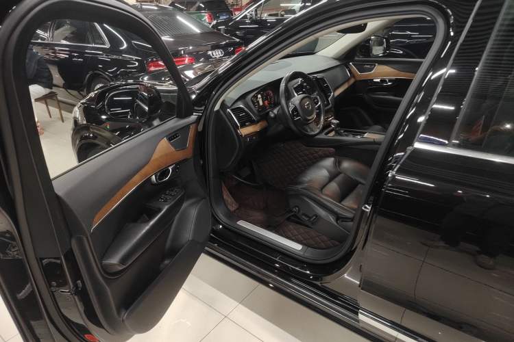 Used Volvo XC90 2018 T6 Zhiya Edition 7-seater Driver Seat