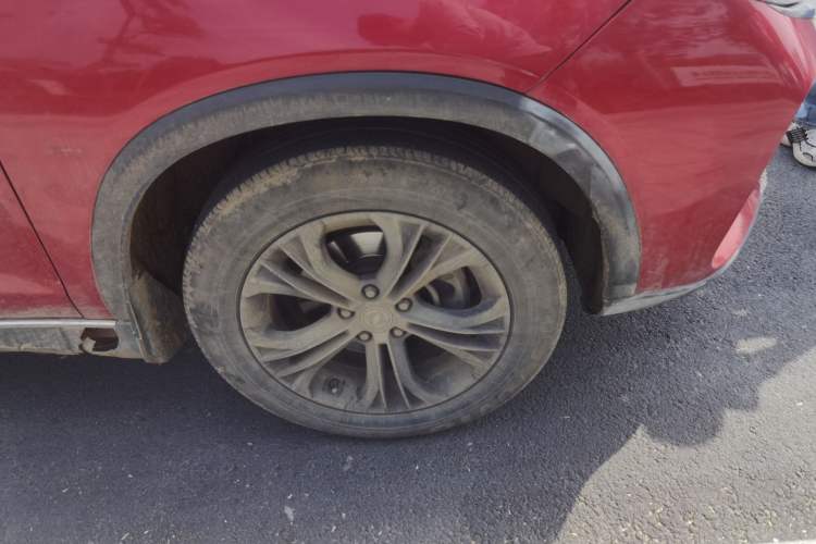 Used Dongfeng Fengon 500 2021 1.5L CVT Enjoyment Version Right Front Wheel Hub