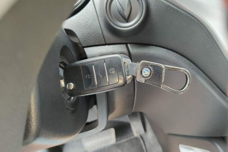 Used CHANGAN CS35 2016 1.6L Automatic Luxury Model China IV Standard Interior 1