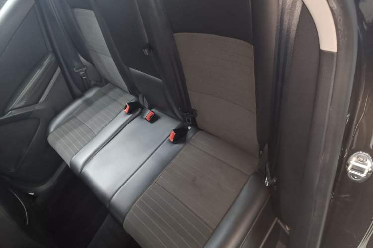 Used Volkswagen Tiguan L 2015 1.8TSI Automatic Two-Wheel Drive Trend Edition
