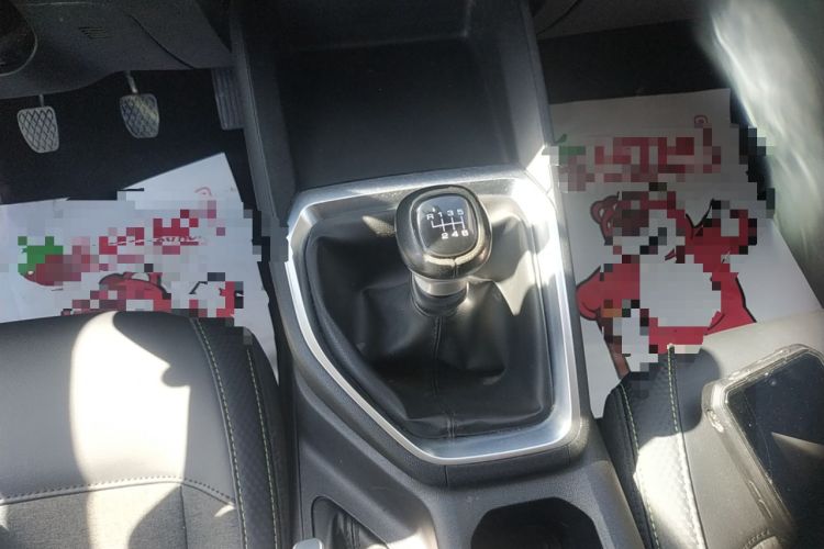 Used Baojun RM-5 2019 1.5T Manual Elite Version with 24-Hour Online Service 6 Seats