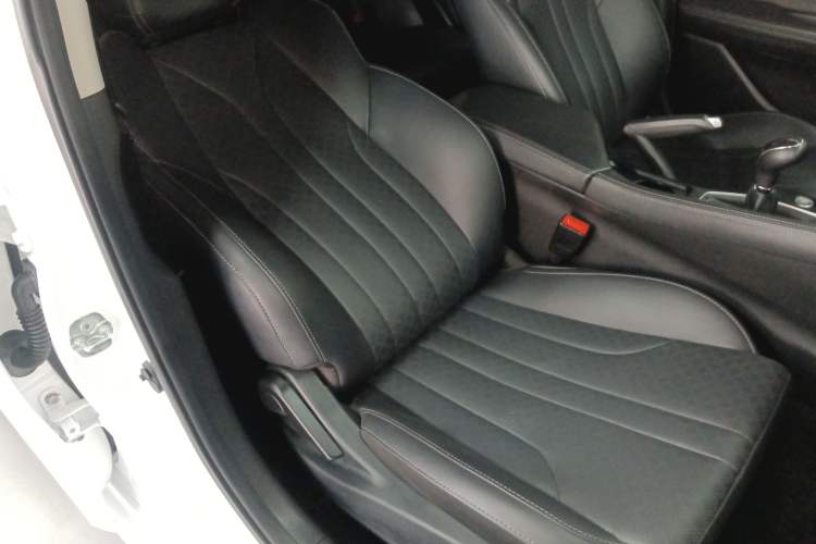 Used CHANGAN Eado 2021 PLUS 1.6L GDI Manual Elite Model
