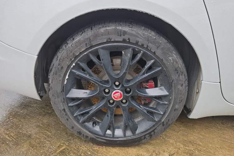 Used Jaguar XF 2014 XF 2.0T Luxury Edition