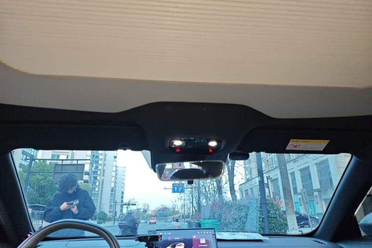 Used NETA S 2022 Extended-Range Version 1160 km Range Rear-Wheel Drive Mid-Grade
