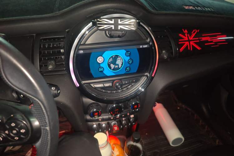 Used MINI 2019 2.0T COOPER S Classic Edition Five-Door Model