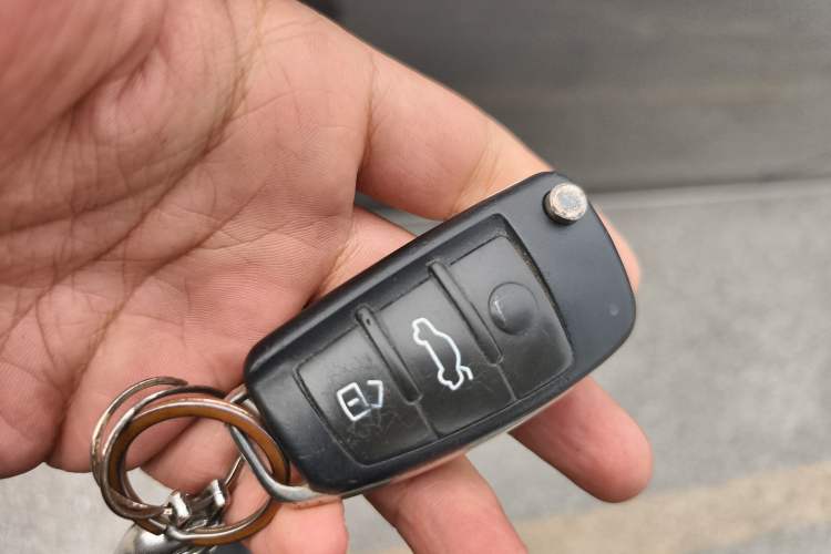 Used Audi A6L 2009 2.4L Technology version