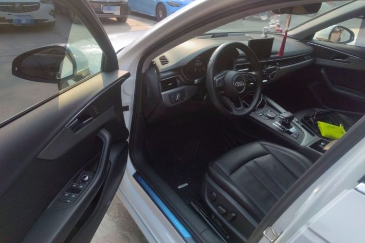 Used Audi A4L 2019 40 TFSI Ambition China VI