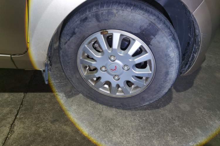 Used Wuling Rongguang V 2018 1.5L Standard Version
