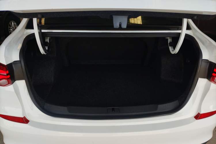 Used Chevrolet Monza 2022 320 Automatic Enjoyment Sunroof Version