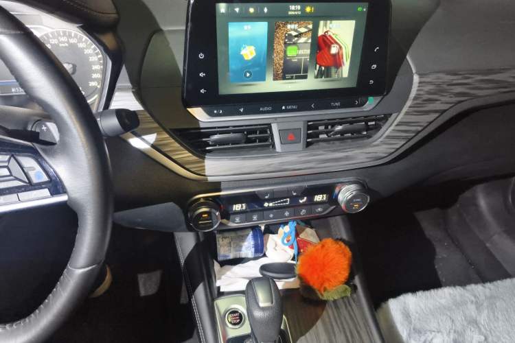 Used Nissan Teana 2021 2.0T XL Upper AD1 Smart Navigation Edition Audio And AC Panel