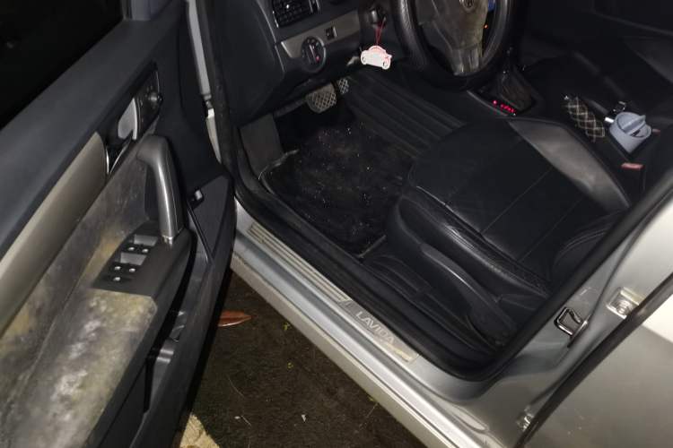 Used Volkswagen Lavida 2013 Revised Version 1.4 TSI DSG Comfort Edition
