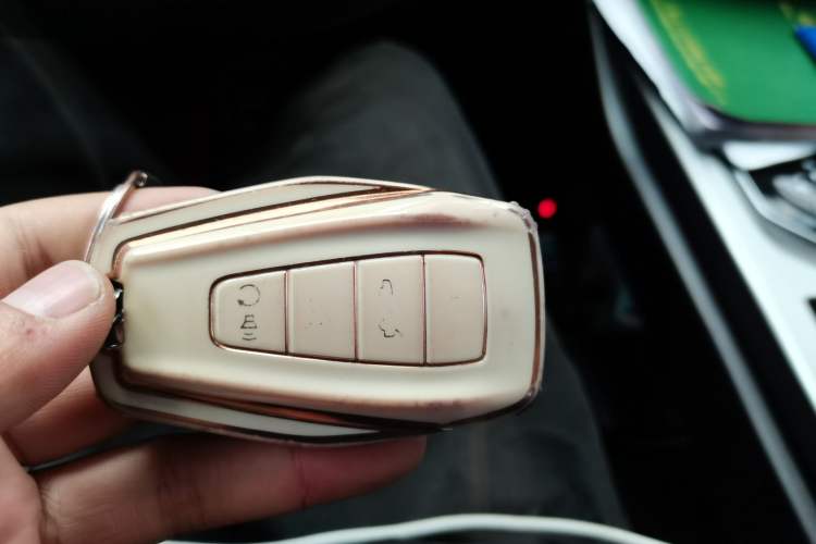 Used Geely Auto Haoyue 2020 1.8TD DCT Flagship 7-Seater Vehicle Key