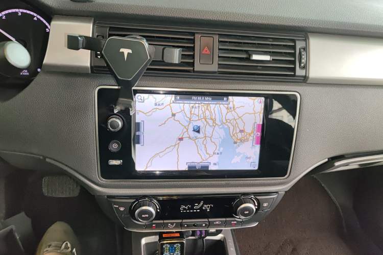 Used Qoros 3 2016 Sedan 1.6L Automatic ZhiNeng Model