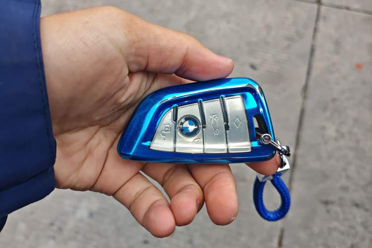 Used BMW 5 Series 2022 530Li Leading Model M Sport Package Vehicle Key