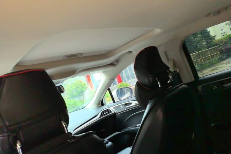 Used Ford Mondeo 2017 EcoBoost 180 Stylish Model Headliner