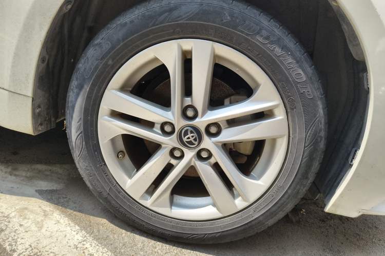 Used Toyota Levin 2019 185T CVT Luxury Edition China VI Standard Right Front Wheel Hub