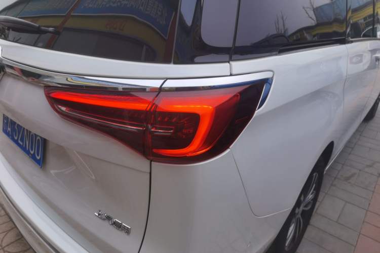 Used Buick GL8 2023 ES Lu Zun Deluxe Model