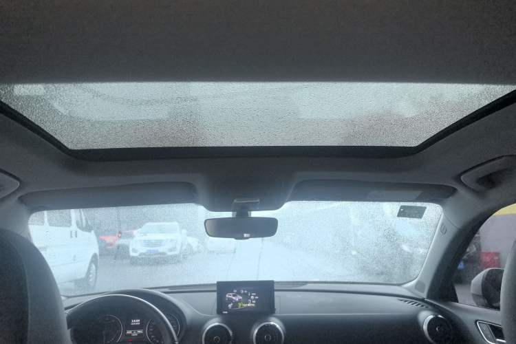 Used Audi A3 2020 Sportback 35 TFSI Fashion Edition China VI Emission Standard Headliner
