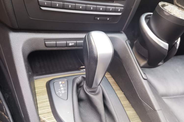 Used BMW X1 2012 sDrive18i Luxury Edition
