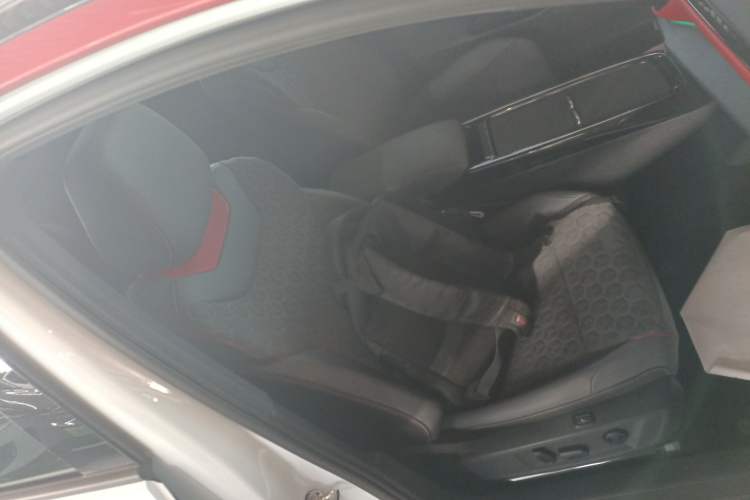 Used Volkswagen ID.4 X 2021 1st Edition ID. First Impression Edition Right Front Seat