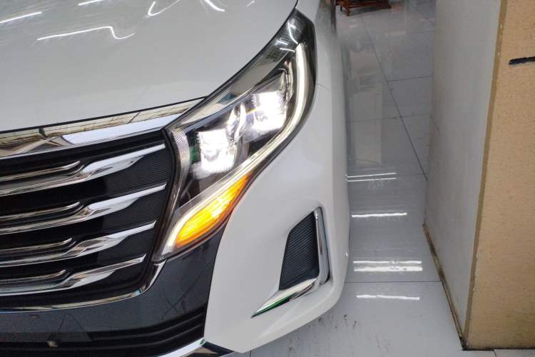 Used GAC Trumpchi M8 2020 Flagship Model 390T Deluxe Edition Left Front Headlight