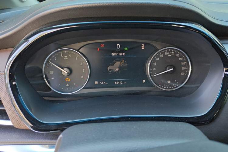 Used Buick GL8 2021 Land Cruiser Executive Class 652T Luxury Model
