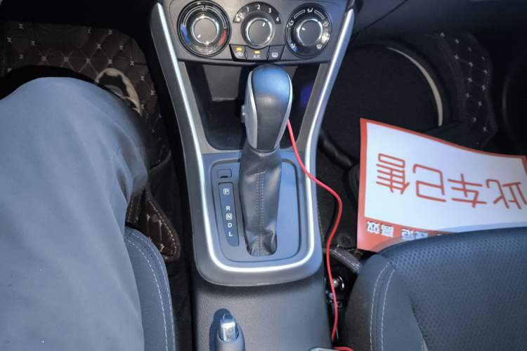 Used Suzuki Vitara S-Cross 2017 1.6L CVT Two-Wheel Drive Urban Fashion Model