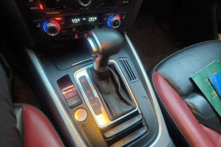 Used Audi Q5 2017 Plus 40 TFSI Technology Model
