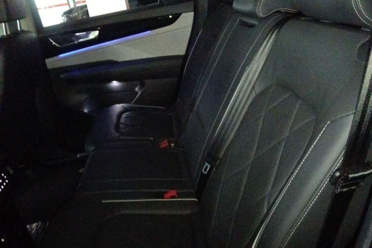 Used Volkswagen Teramont 2021 380TSI Four-Wheel Drive Prestige Flagship Edition Left Rear Seat