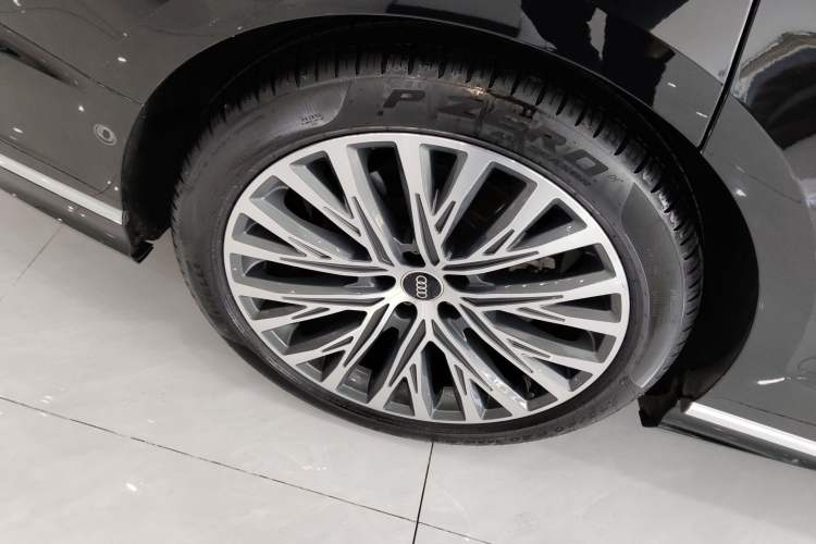 Used Audi A8 2022 A8L 50 TFSI quattro Comfort Edition Collector's Model
