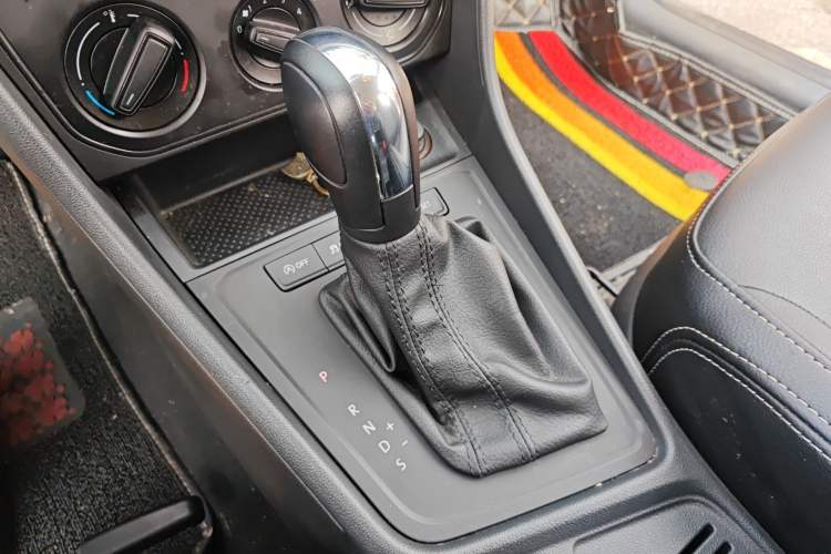 Used Volkswagen Lavida 2019 Lavida Start 1.5L Automatic Trendy Version China VI Standard
